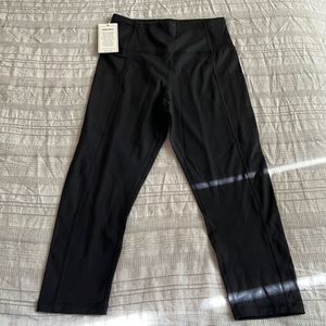 Woman’s Promover Active Leggings With Pockets, black, size small NWT